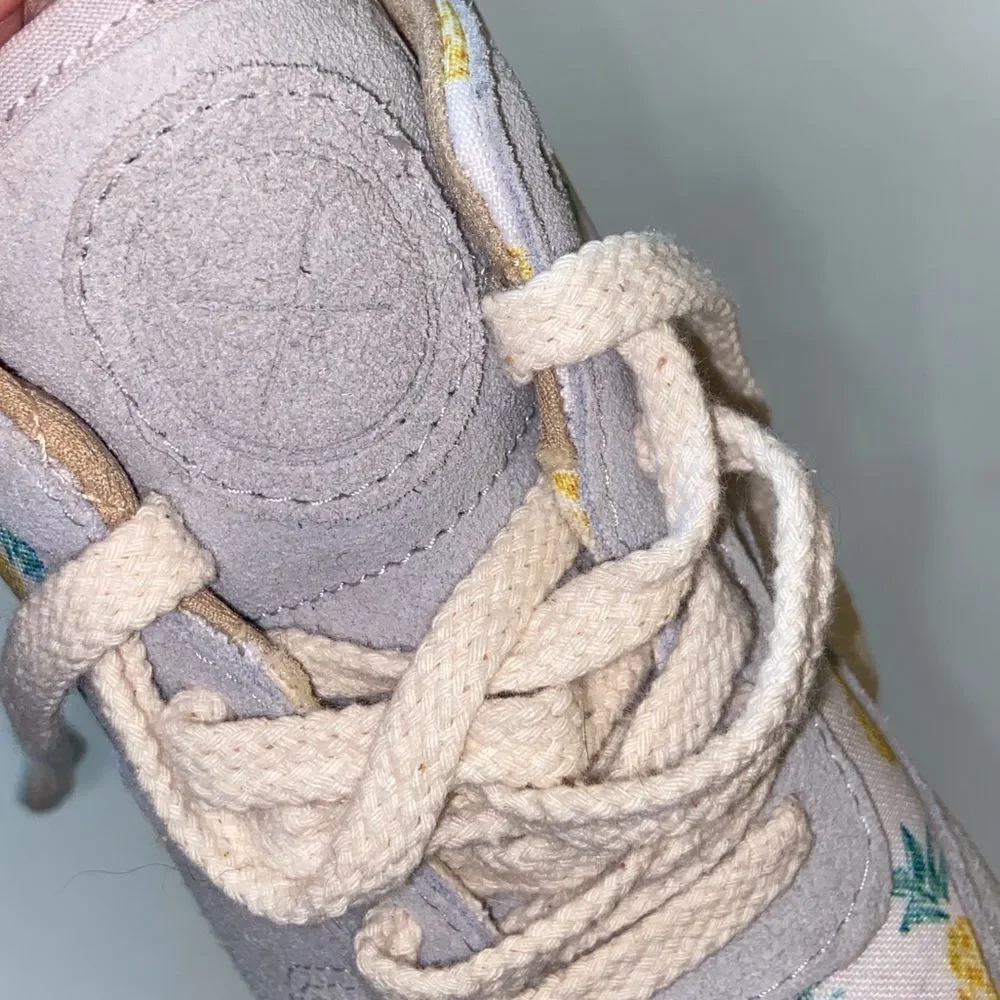 Inkkas Unisex USA-W 5 USA-M 3 Pineapple Print Sneakers - Blue and Yellow